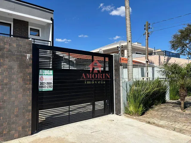 Sobrado com 145m² 3 quartos e 2 banheiros, para alugar, no bairro Fazendinha em Curitiba