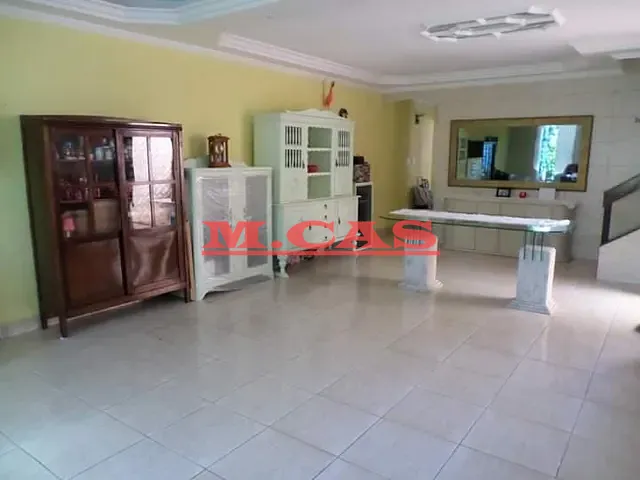 Sobrado com 320m² 3 quartos e 1 banheiro, à venda, no bairro Vila Celeste em São Paulo