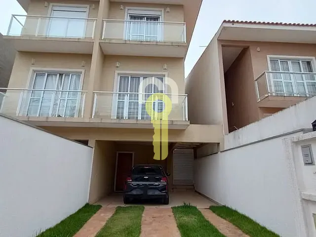 Sobrado com 125m² 3 quartos e 3 banheiros, à venda, no bairro Jardim Rio das Pedras em Cotia