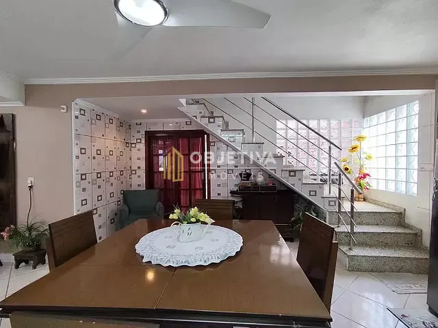 Sobrado 3 quartos e 3 banheiros, à venda, no bairro Harmonia em Canoas