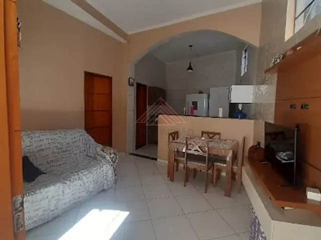 Sobrado com 147m² 2 quartos e 1 banheiro, à venda, no bairro Vila Feital em Mauá