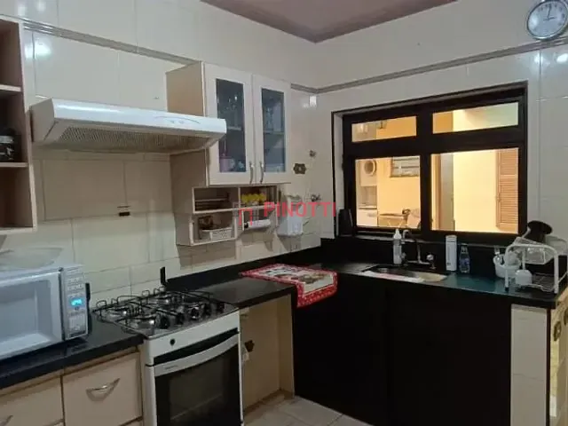 Sobrado 3 quartos e 4 banheiros, à venda ou para alugar, no bairro Nova Petrópolis em São Bernardo do Campo