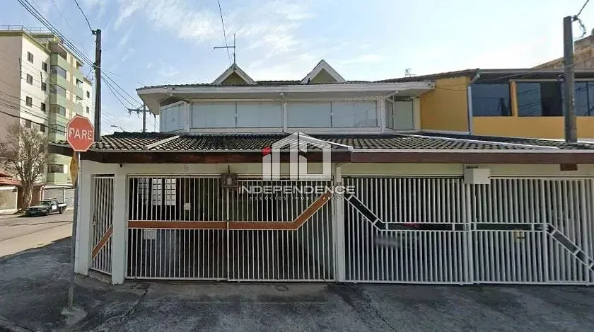 Sobrado, 4 quartos, 121 m² - Foto 1