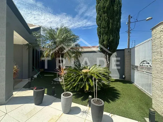 Sobrado 3 quartos e 5 banheiros, à venda, no bairro Fazenda Velha em Araucária