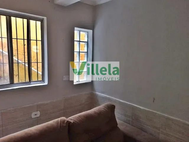 Sobrado 3 quartos e 2 banheiros, à venda, no bairro Vila Correa em Ferraz de Vasconcelos