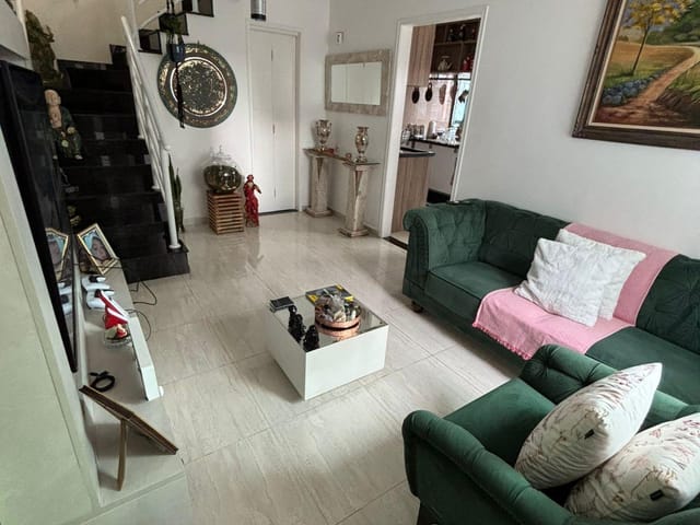 Sobrado 2 quartos e 3 banheiros, à venda, no bairro Parque Erasmo Assunção em Santo André