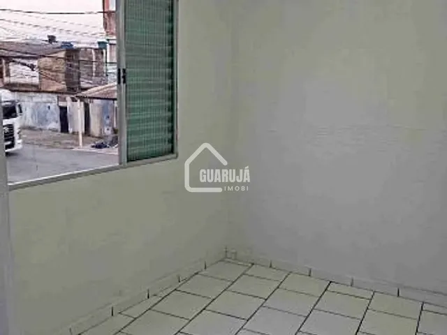 Sobrado 3 quartos e 2 banheiros, à venda, no bairro Jardim Boa Esperança (Vicente de Carvalho) em Guarujá