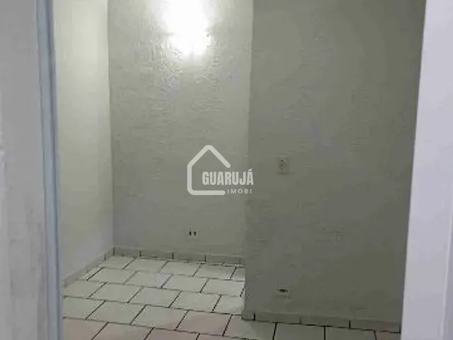 Sobrado 3 quartos e 2 banheiros, à venda, no bairro Jardim Boa Esperança (Vicente de Carvalho) em Guarujá