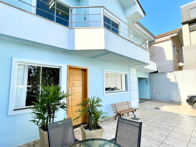 Sobrado com 128m² 3 quartos e 3 banheiros, à venda, no bairro Oficinas em Ponta Grossa