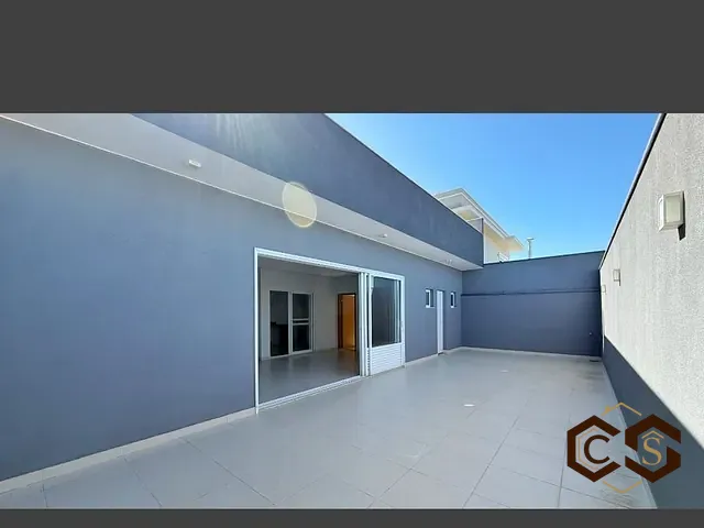 Sobrado com 300m² 4 quartos e 6 banheiros, à venda ou para alugar, no bairro Jardim Residencial Dona Lucilla em Indaiatuba