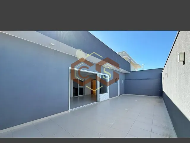 Sobrado com 300m² 4 quartos e 6 banheiros, à venda, no bairro Jardim Residencial Dona Lucilla em Indaiatuba