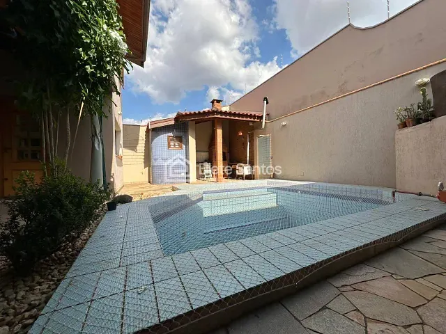 Sobrado com 322m² 3 quartos e 4 banheiros, à venda, no bairro Parque Residencial Nardini em Americana