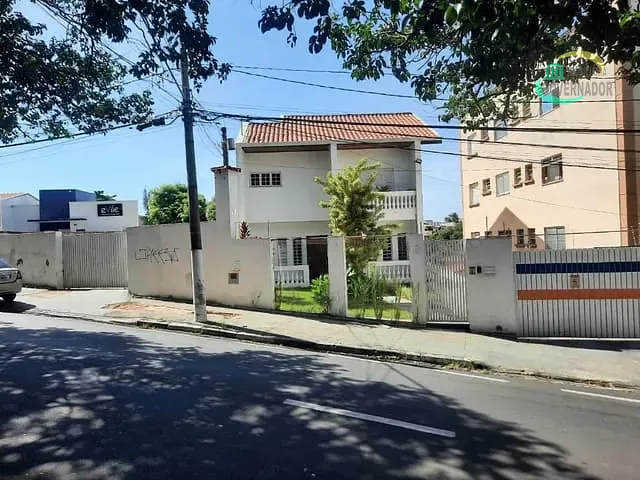 Sobrado com 432m² 4 quartos e 5 banheiros, para alugar, no bairro Jardim Chapadão em Campinas