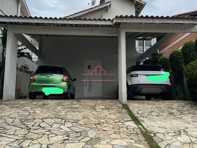Sobrado com 425m² 4 quartos e 4 banheiros, à venda, no bairro Parque Nova Jandira em Jandira