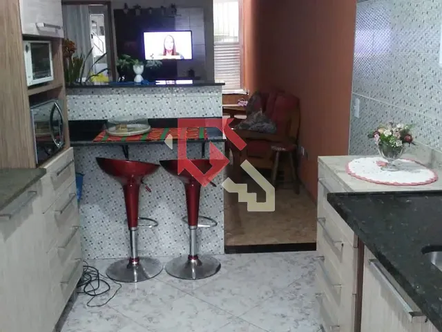 Sobrado com 174m² 3 quartos e 3 banheiros, à venda, no bairro Montanhão em São Bernardo do Campo