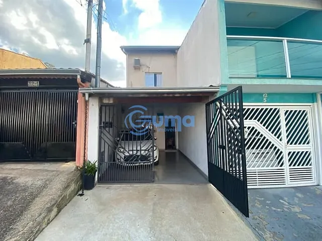 Sobrado 2 quartos e 2 banheiros, à venda, no bairro Jardim São Miguel em Bragança Paulista