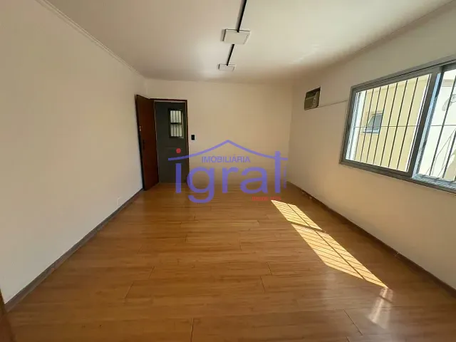 Sobrado com 250m² 3 quartos e 5 banheiros, à venda ou para alugar, no bairro Planalto Paulista em São Paulo