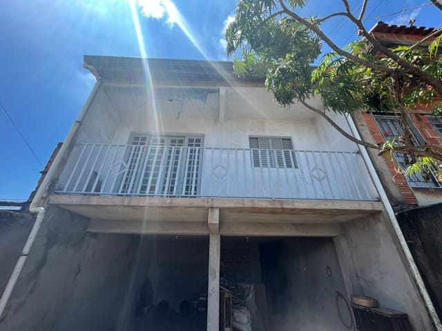 Sobrado com 200m² 3 quartos e 1 banheiro, à venda, no bairro Jardim Lisa em Campinas