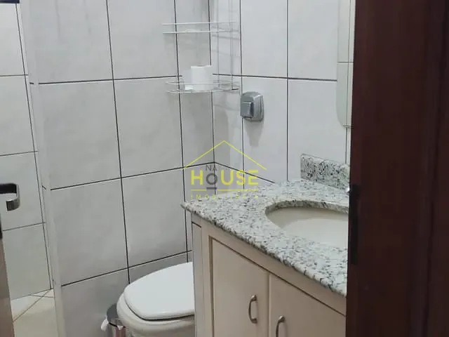 Sobrado 4 quartos e 4 banheiros, à venda, no bairro Pozzobon em Votuporanga