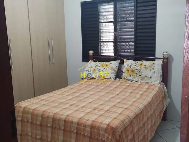 Sobrado 4 quartos e 4 banheiros, à venda, no bairro Pozzobon em Votuporanga