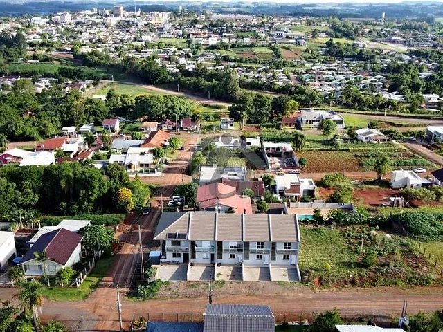 Sobrado com 102m² 2 quartos e 2 banheiros, à venda, no bairro Canabarro em Teutônia