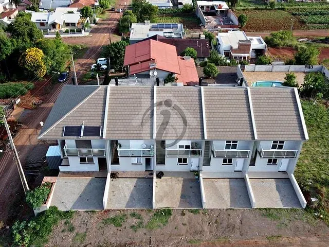 Sobrado com 102m² 2 quartos e 2 banheiros, à venda, no bairro Canabarro em Teutônia