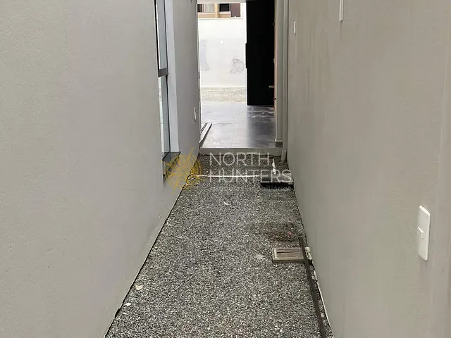 Sobrado com 110m² 3 quartos e 4 banheiros, à venda, no bairro Floresta em Joinville