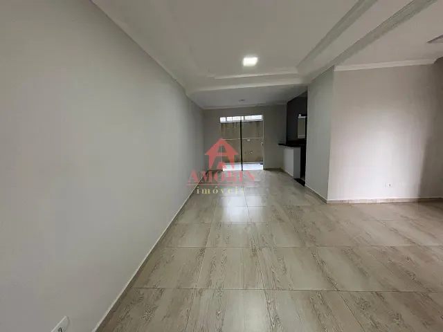 Sobrado com 171m² 3 quartos e 3 banheiros, para alugar, no bairro Fazendinha em Curitiba