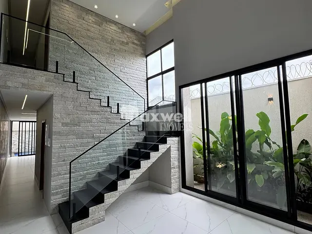 Sobrado com 180m² 4 quartos e 4 banheiros, à venda, no bairro Setor Três Marias em Goiânia