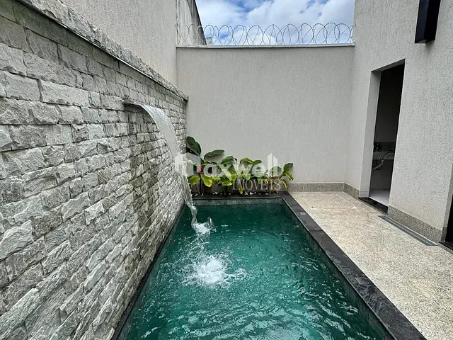 Sobrado com 180m² 4 quartos e 4 banheiros, à venda, no bairro Setor Três Marias em Goiânia