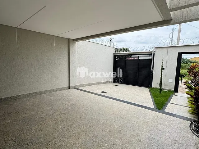 Sobrado com 180m² 4 quartos e 4 banheiros, à venda, no bairro Setor Três Marias em Goiânia
