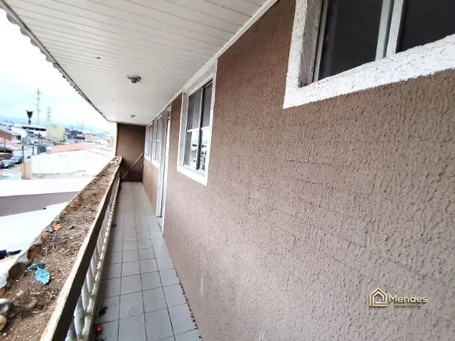 Sobrado com 173m² 4 quartos e 4 banheiros, à venda, no bairro Sítio Cercado em Curitiba