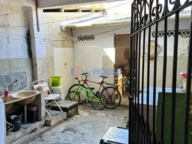 Sobrado 3 quartos e 2 banheiros, à venda, no bairro Pontal em Ilhéus