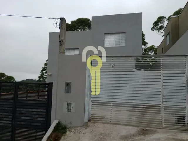 Sobrado com 125m² 3 quartos e 2 banheiros, à venda, no bairro Furquim em Cotia