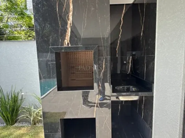 Sobrado 3 quartos e 4 banheiros, à venda, no bairro Areias em Camboriú