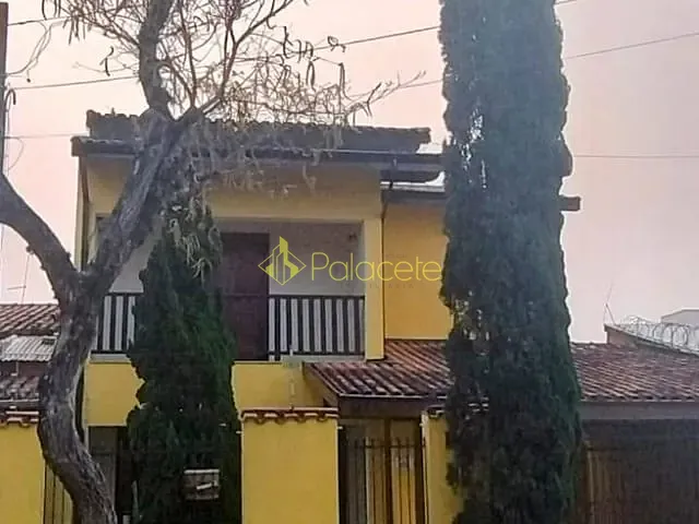 Sobrado com 300m² 3 quartos e 3 banheiros, à venda, no bairro Vila São Judas Tadeu em Pindamonhangaba