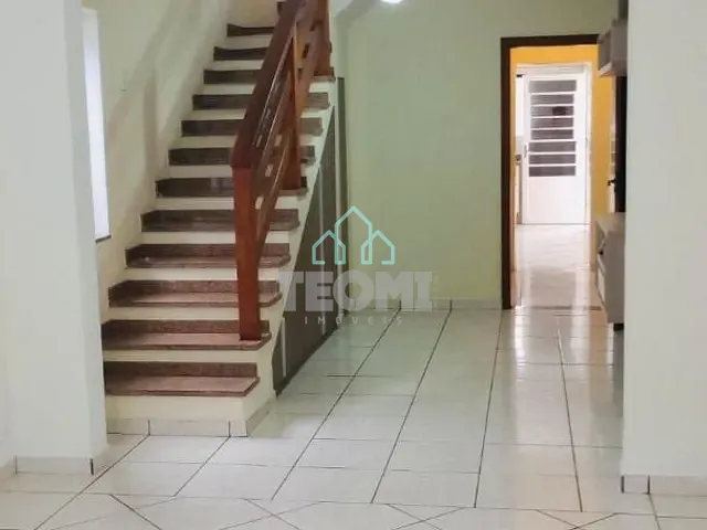 Sobrado com 225m² 3 quartos e 3 banheiros, à venda, no bairro Centro em Taubaté