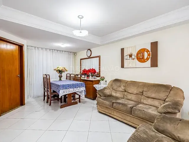 Sobrado com 152m² 3 quartos e 3 banheiros, à venda, no bairro Capão da Imbuia em Curitiba