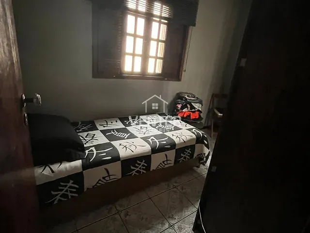 Sobrado 3 quartos e 3 banheiros, à venda, no bairro Esplanada Independência em Taubaté