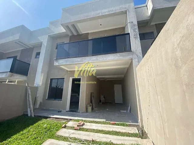 Sobrado com 122m² 3 quartos e 3 banheiros, à venda, no bairro Fazenda Velha em Araucária