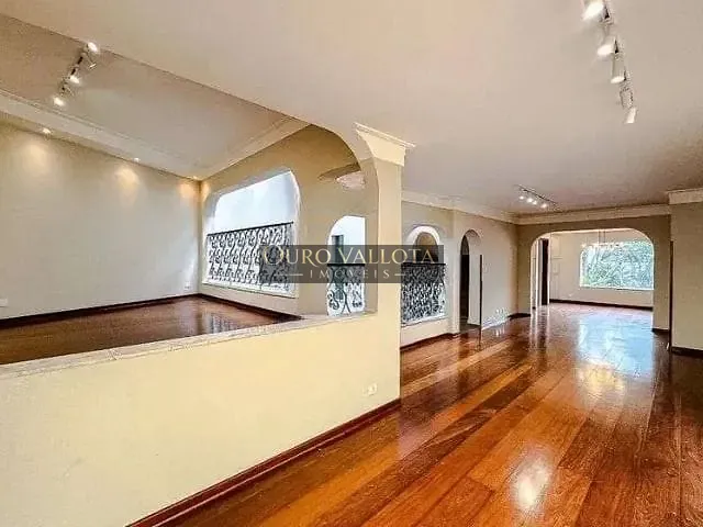 Sobrado com 345m² 4 quartos e 7 banheiros, à venda, no bairro Mooca em São Paulo