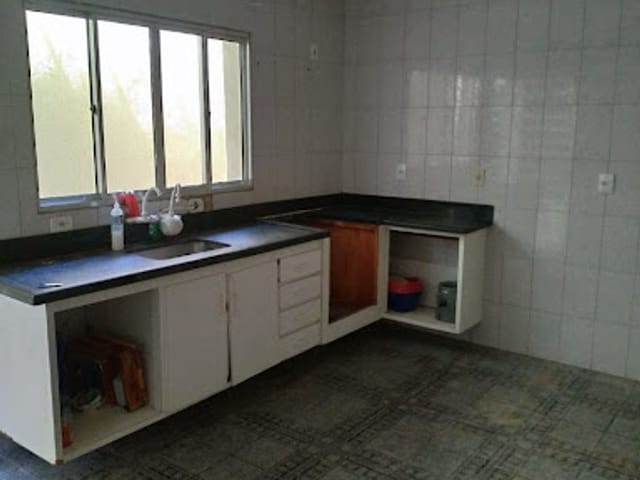 Sobrado 3 quartos e 1 banheiro, à venda, no bairro Vila Barros em Guarulhos
