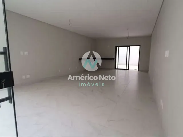 Sobrado com 220m² 3 quartos e 1 banheiro, à venda, no bairro Cerâmica em São Caetano do Sul
