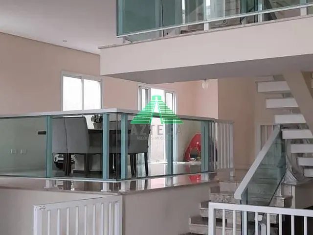 Sobrado com 300m² 3 quartos e 2 banheiros, à venda, no bairro Jardim Vila Galvão em Guarulhos