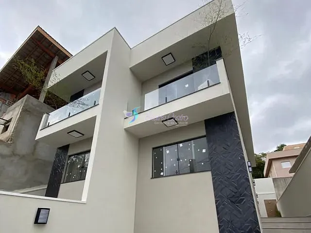 Sobrado com 125m² 3 quartos e 4 banheiros, à venda, no bairro Jardim Maristela em Atibaia