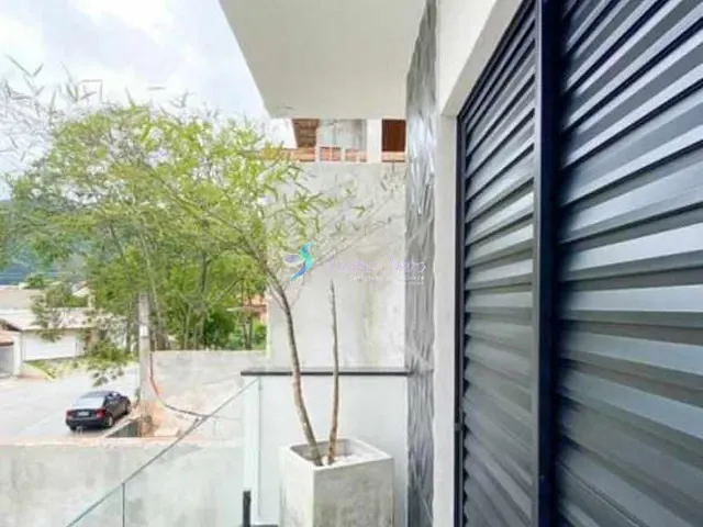 Sobrado com 125m² 3 quartos e 4 banheiros, à venda, no bairro Jardim Maristela em Atibaia
