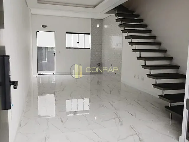 Sobrado com 76m² 2 quartos e 2 banheiros, à venda, no bairro Morretes em Itapema