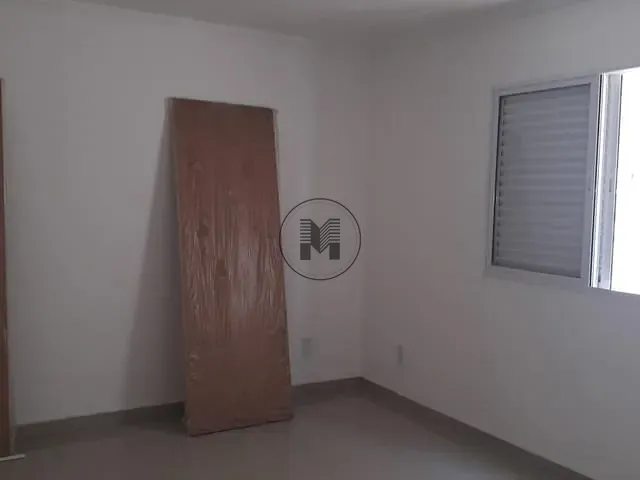 Sobrado com 390m² 3 quartos e 2 banheiros, à venda, no bairro Residencial Village Santana em Guaratinguetá