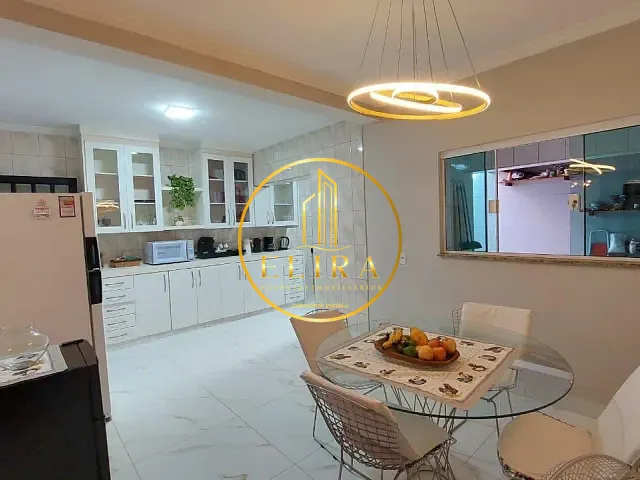 Sobrado com 150m² 3 quartos e 4 banheiros, à venda, no bairro Morada do Sol em Americana