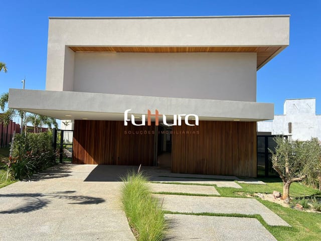 Sobrado com 420m² 4 quartos e 4 banheiros, à venda, no bairro Jardins Bolonha em Senador Canedo